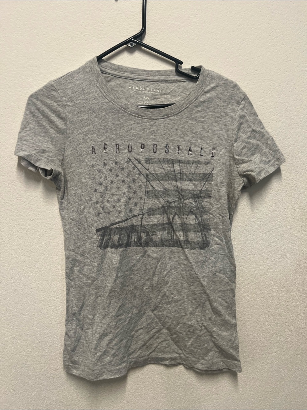 Aeropostale Girls' Grey Graphic Tee Size L